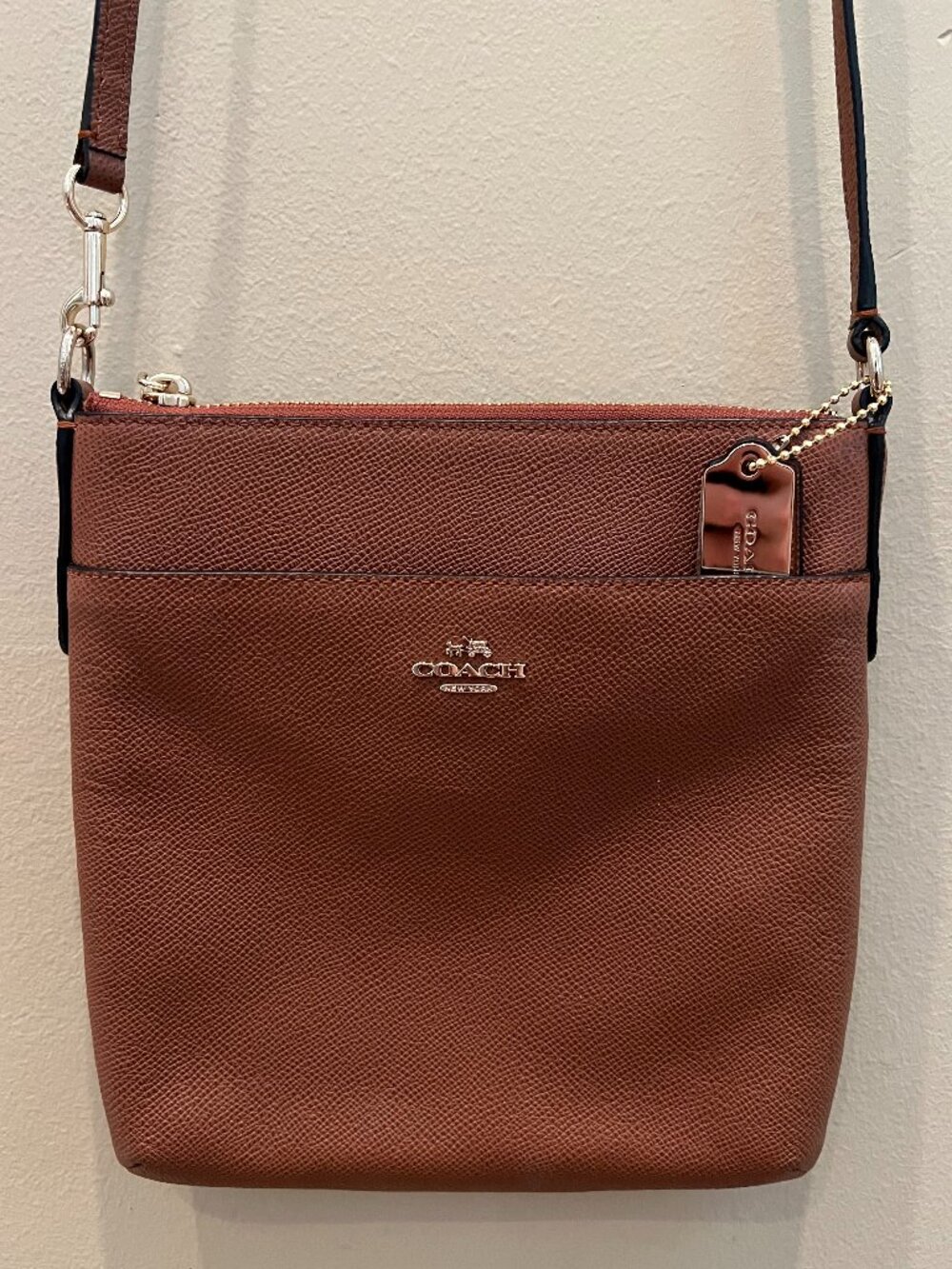 Coach Leather Crossbody Bag Women Brown & Neutrals Leather Gold-Tone Hardware - Picture 1 of 8
